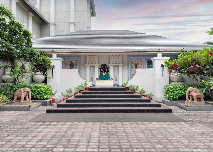 Pramod Convention & Beach Resorts
